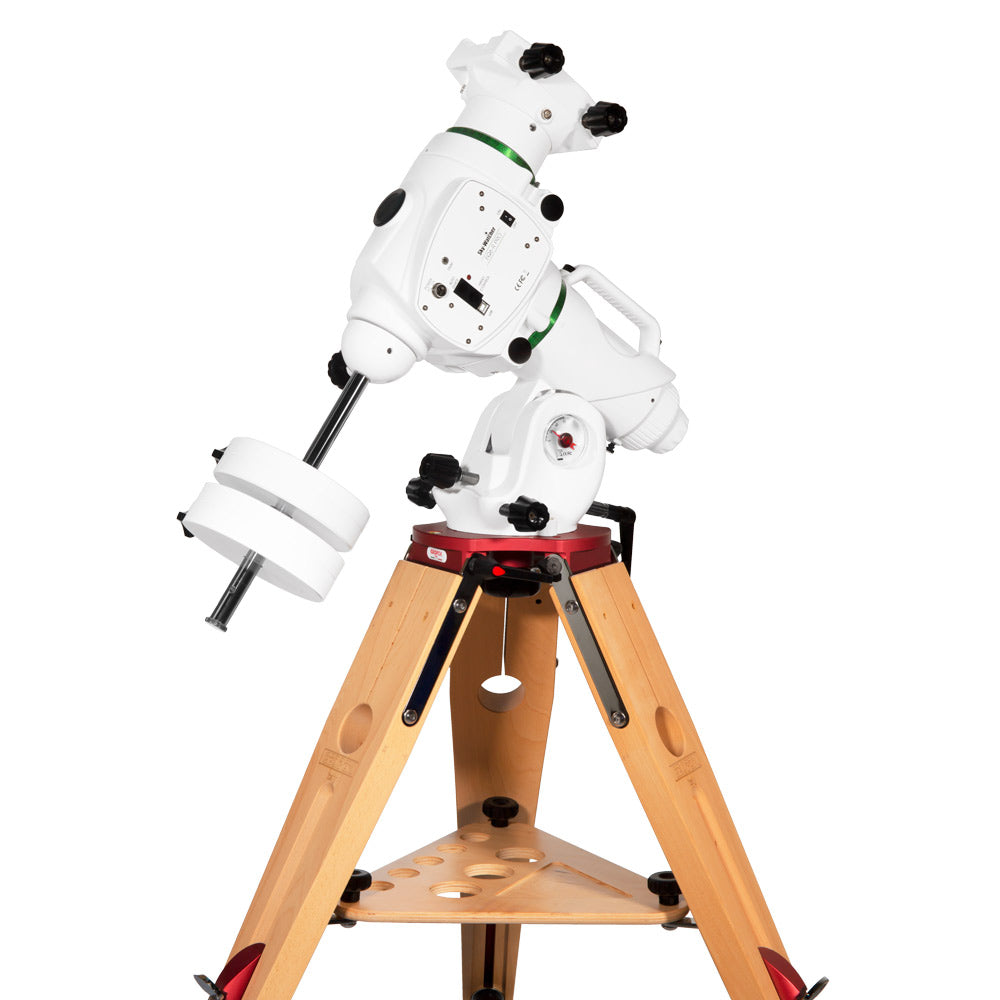 SKYWATCHER EQ6-R WITH HERCULES 70 TRIPOD.